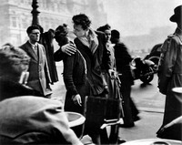 Kiss by the Hotel de Ville, Robert Doisneau