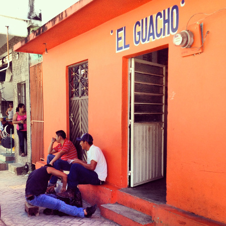 Shoeshine, Palenque